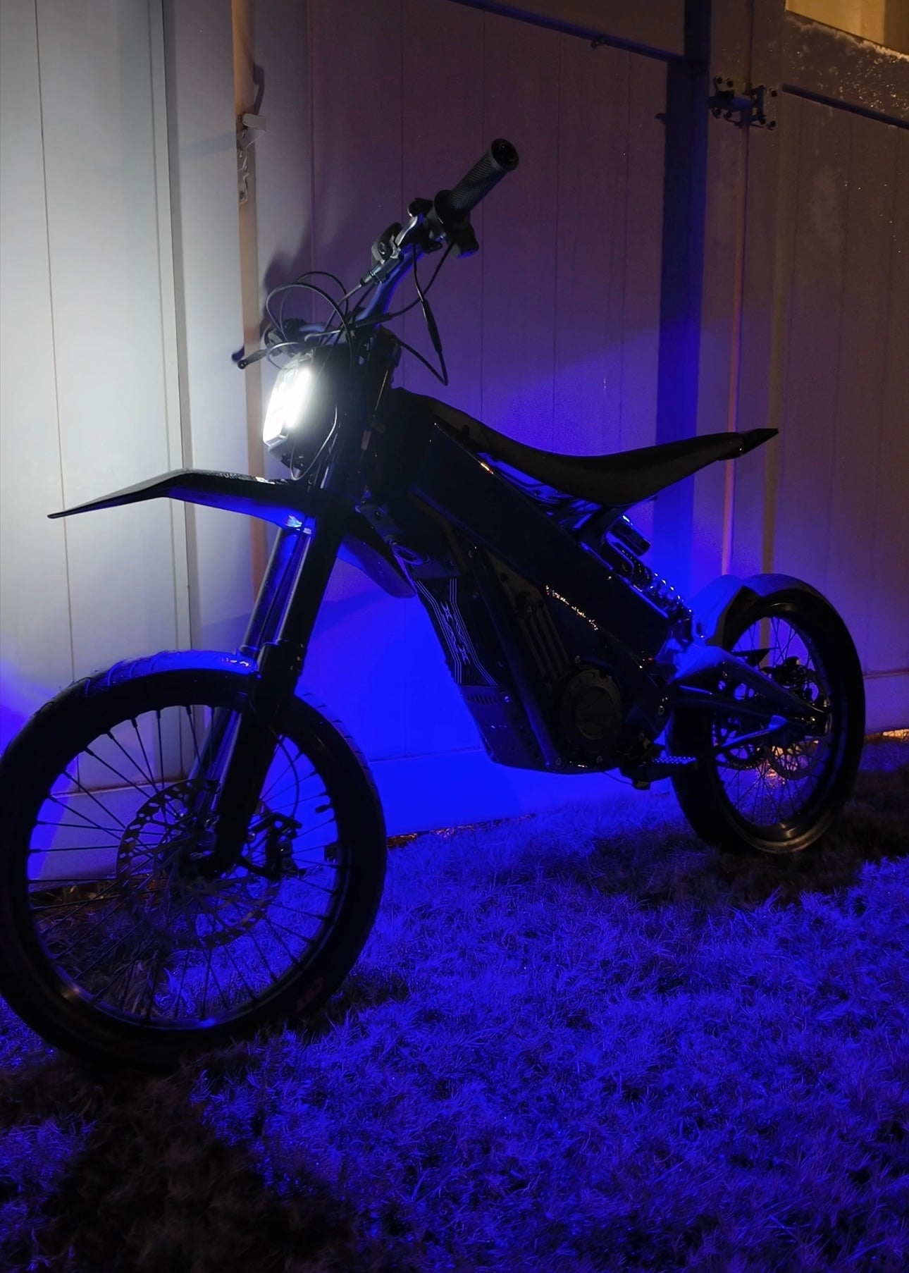 Talaria XXX HyperGlow Front Only